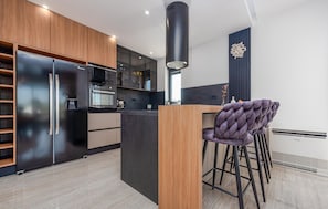 Fridge, microwave, oven, dishwasher