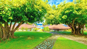 Deluxe Suite, Partial Ocean View