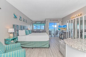 2 bedrooms, free WiFi, bed sheets - Two Private Studios- Booked Together- Ideal for Groups- Palace 2101 and 2102 (Myrtle Beach)