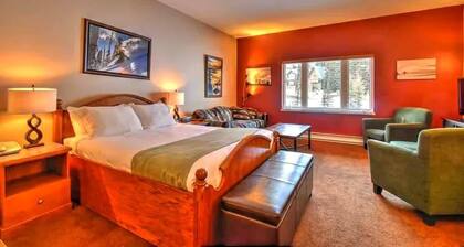 Premier Ski-In/Ski-Out Condo at the Heart of Big White Resort