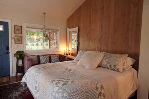 4 bedrooms, iron/ironing board, WiFi, bed sheets - Remodelled 1935 Prairie House, Sleeps 15, 4 Private Units + Baths, 1 ac in Town (Yelm)