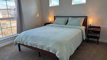 5 bedrooms, WiFi, bed sheets