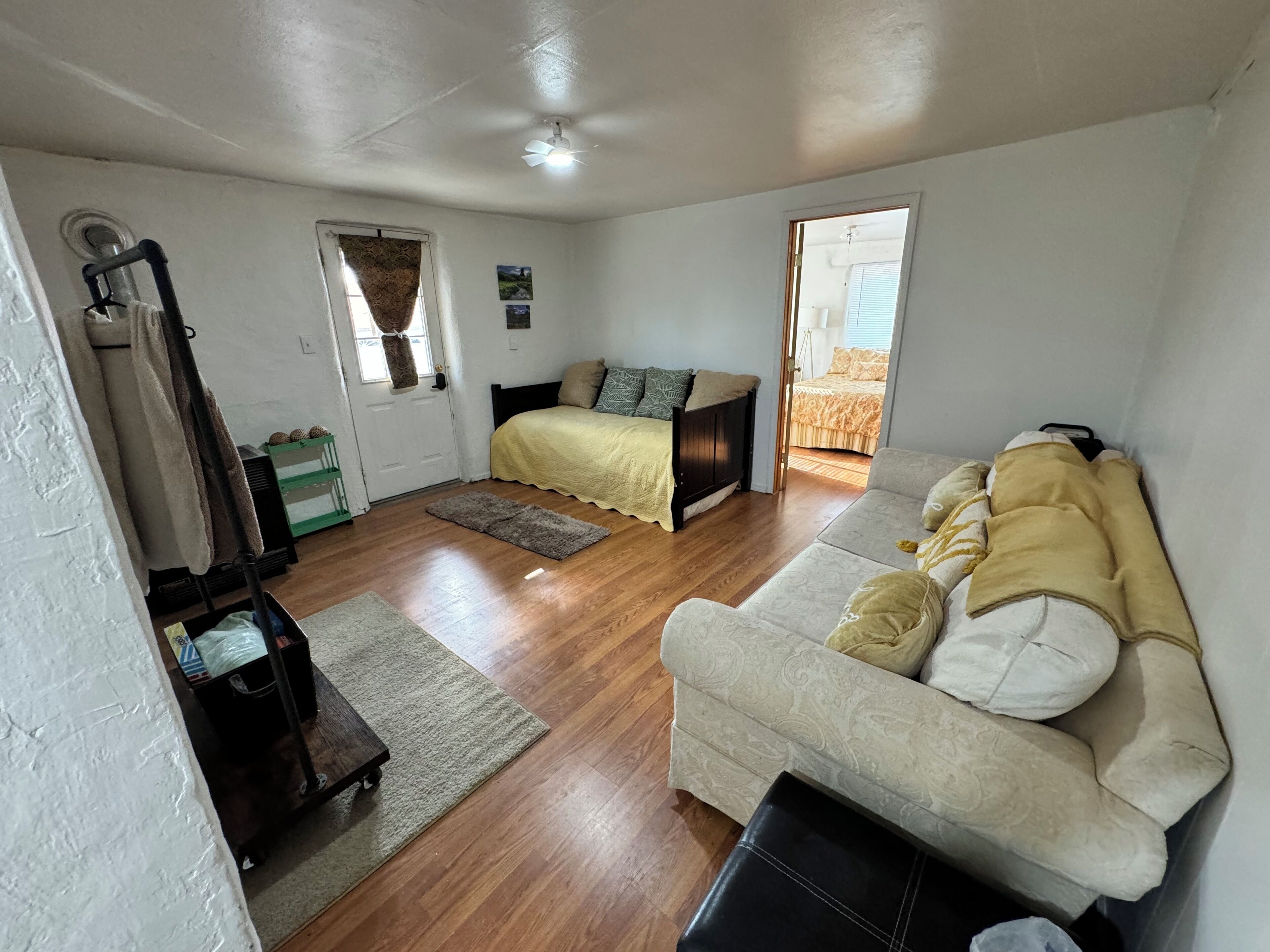 3 soverom, strykejern/-brett, wi-fi og sengetøy