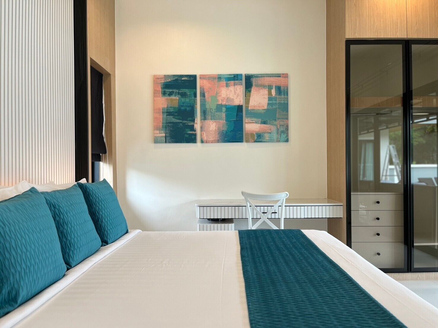 Deluxe Villa, Mountain View | 2 bedrooms, premium bedding, in-room safe, blackout curtains