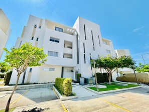 Exterior - Departamento de 2 cuartos en residencial (Mazatlán)