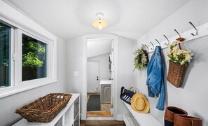 Interior - Charming Cozy Cottage with Hot Tub (Coeur d'Alene)