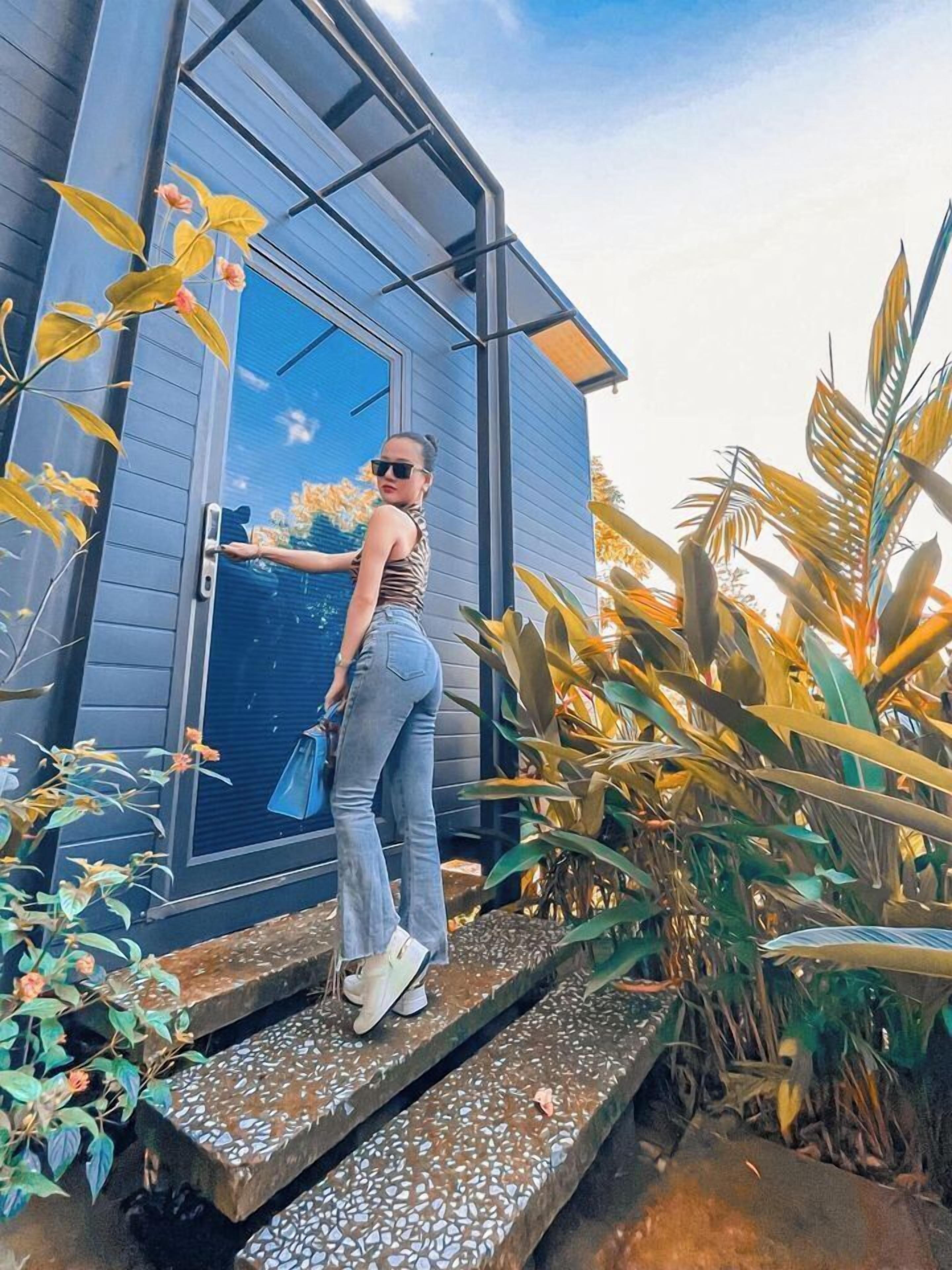 Minibar, escritorio, cortinas blackout y wifi gratis 