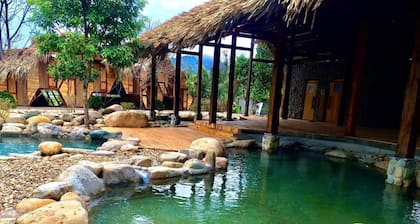 Dragonfly Hotel Nghia Lo - Free Sauna & Onsen