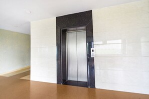 Lift - Oriva Millennium Grand (Hyderabad)