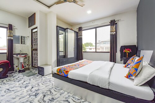 FabHotel Soni Palace