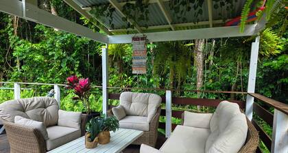 Alena Star Villa - Luxury, Position, A/C and Pool