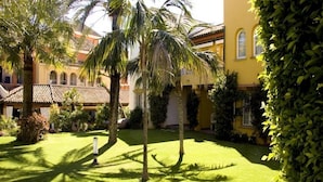 Unclassified image, 3 of 55, button - Hotel Soho Boutique Vistahermosa (El Puerto de Santa Maria)