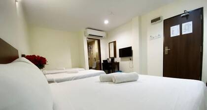 Chariton Hotel Skudai Kiri