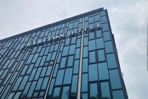 Chariton Hotel Skudai Kiri