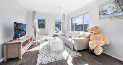 Tallawong 6Br near Schofield/Rousehill Centre