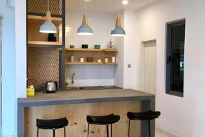 Iron/ironing board - Paradise Suite at the Loft, Imago (Kota Kinabalu)