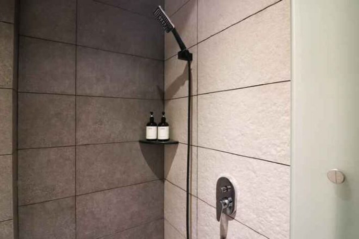 Bathroom | Free toiletries