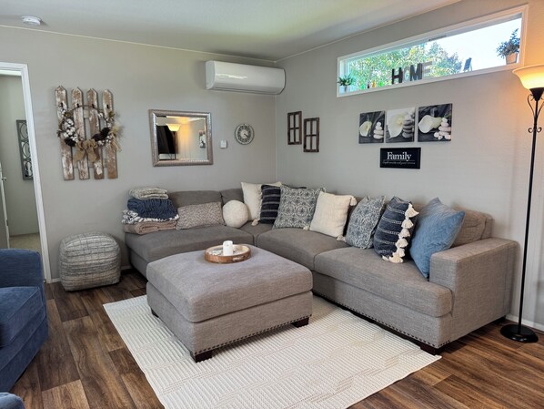 Smart-TV, DVD-spiller og filmbibliotek