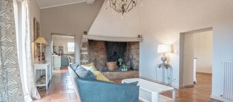 Mas de l'Avit – Vacation villa near Montpellier with pool, view and enclosed garden