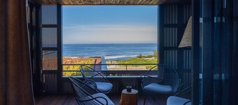 WOOD HOTEL & SPA