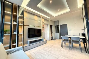 Room - L Homestay Jesselton Quay (Near Gaya Street, Near Pier) (Kota Kinabalu)