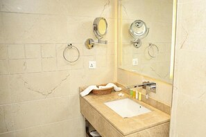 Bathroom - Gloria Hotel (Amman)