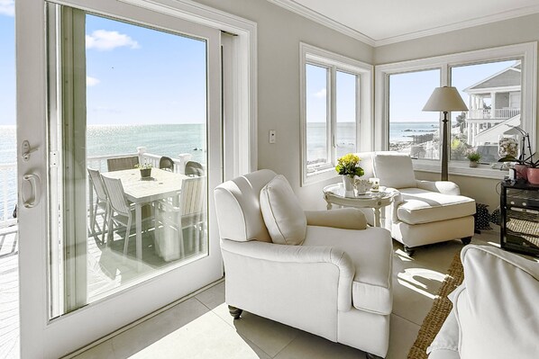 TV connectée, cheminée