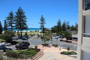 Unclassified image, 4 of 26, button - Blue C Coolangatta (Coolangatta)
