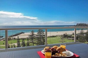 Unclassified image, 5 of 26, button - Blue C Coolangatta (Coolangatta)