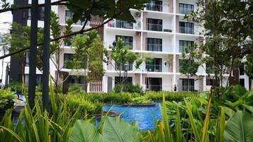 Kolam renang outdoor