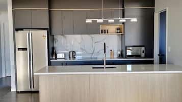 Kalis bunyi, katil bayi/kot