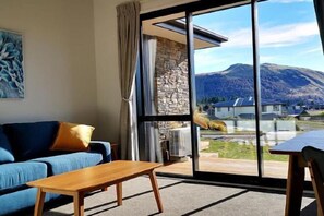 Soundproofing, cots/infant beds - Skyblue Tekapo (Lake Tekapo)