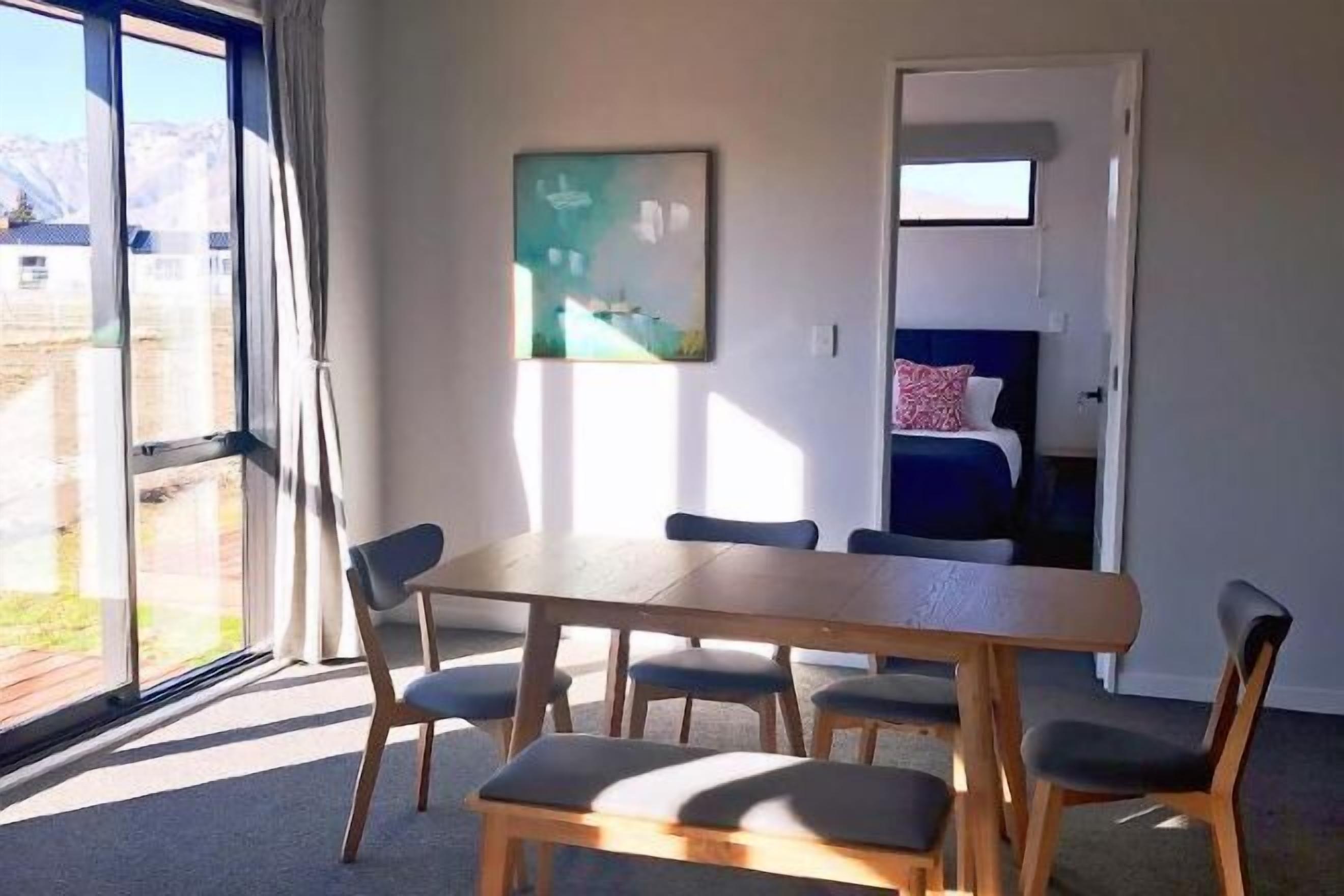 Soundproofing, cribs/infant beds