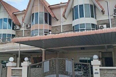 BUTTERWORTH RAJA UDA RAYA HOMESTAY