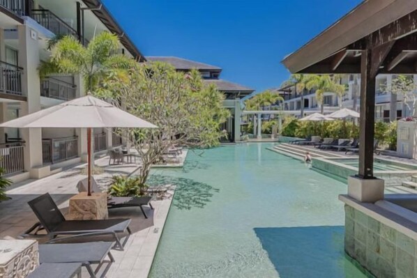 Nôi/giường cho trẻ sơ sinh 