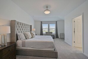 3 bedrooms, Internet