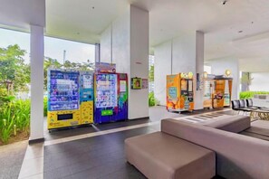 Unclassified image, 5 of 25, button - Urban Suites by Stellar ALV (Jelutong)