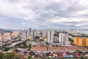 Unclassified image, 3 of 25, button - Urban Suites by Stellar ALV (Jelutong)