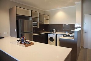 Cribs/infant beds - Laguna Serviced Apartments (Toowoomba)