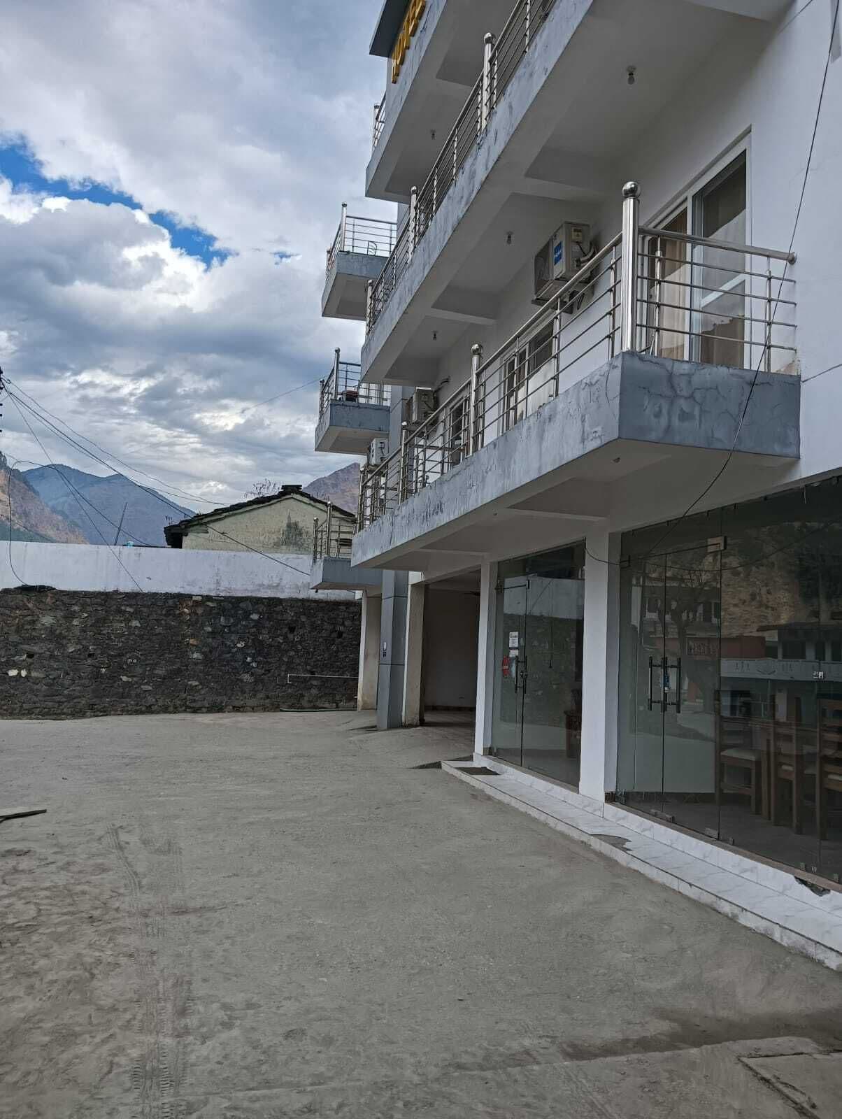 Fachada de la propiedad