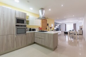 Family Apartment, 3 Bedrooms, Kitchen | Private kitchen - St.Julians apartment (San Gwann)
