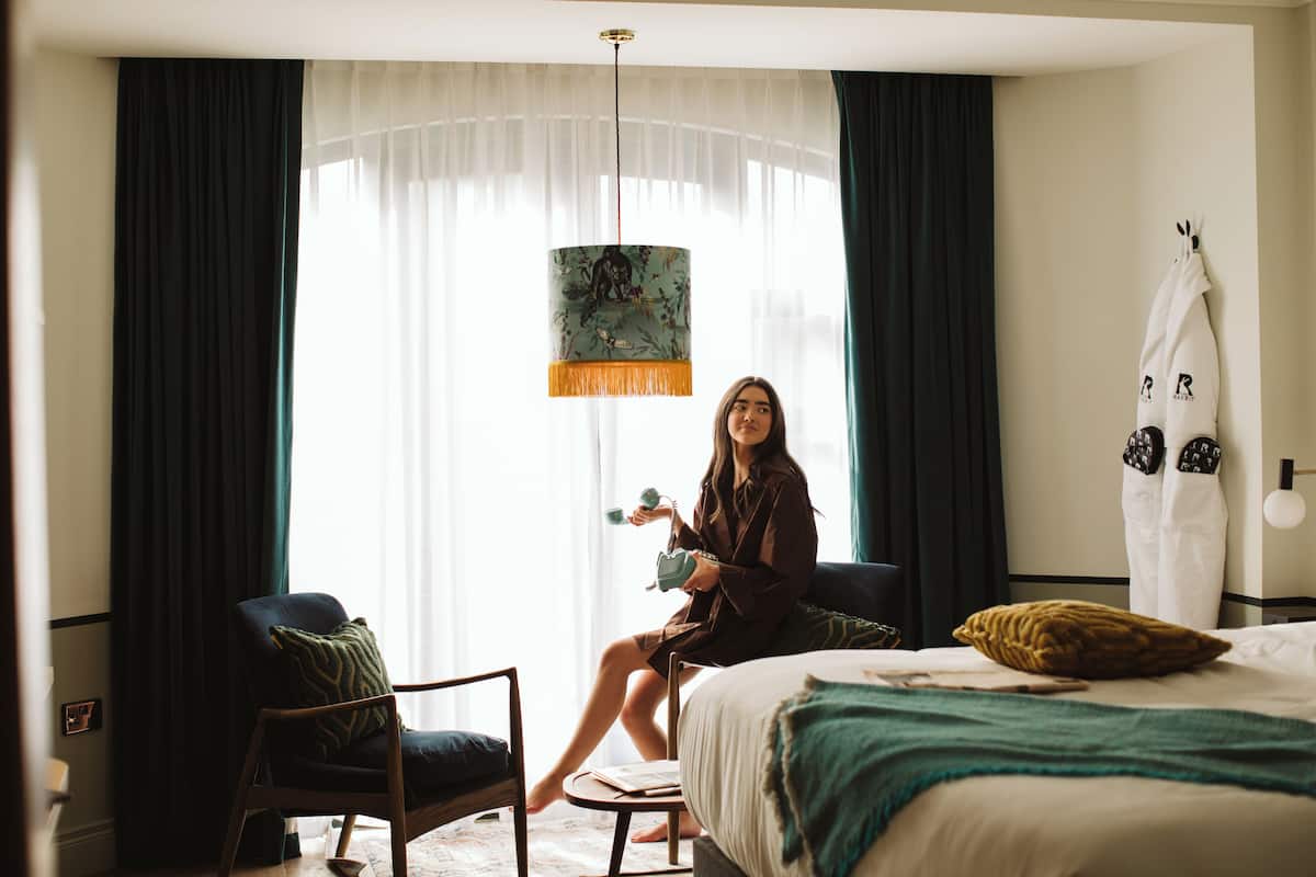 Double Room | Free minibar, in-room safe, iron/ironing board, free WiFi
