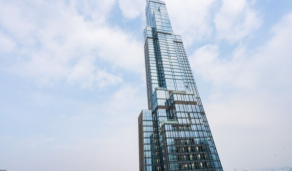Design Apartment | View from room - Vinhomes Central Park- Luxury Apartments (Ho Chi Minh City)