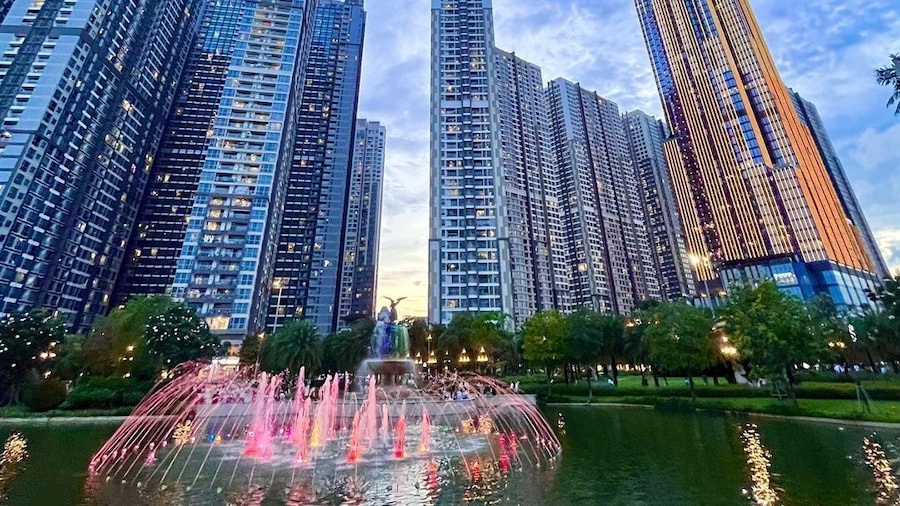 Vinhomes Central Park- Luxury Apartments