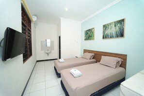 Economy Room | 1 bedroom, free WiFi - House Of Cokro at Malioboro (Yogyakarta)