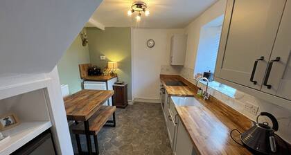 Charming cosy cottage in the heart of New Galloway