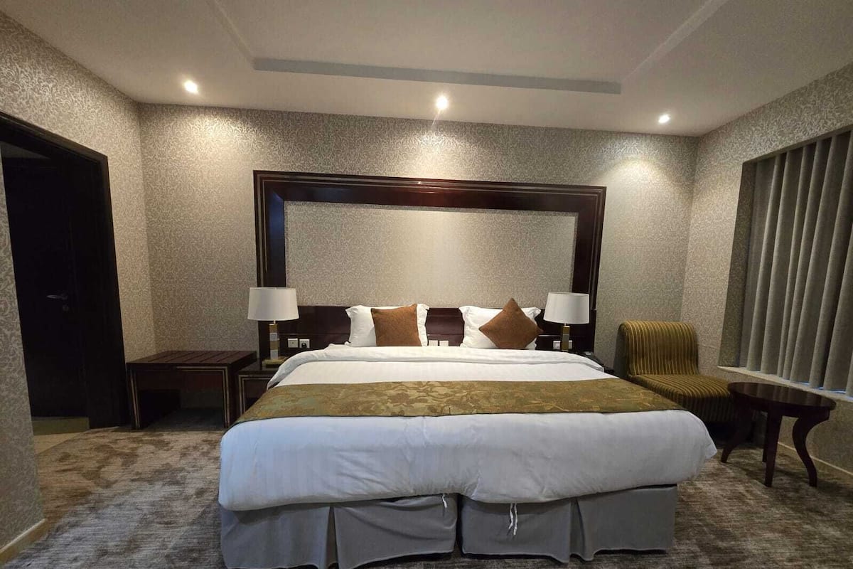 Superior Room | 1 bedroom, hypo-allergenic bedding, minibar, iron/ironing board