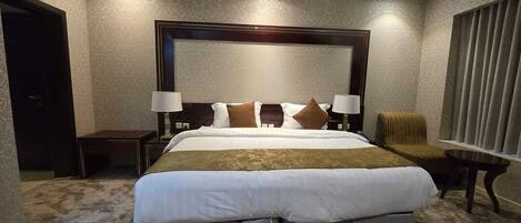 1 habitación, ropa de cama hipoalergénica y minibar