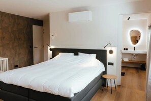 4 多间卧室、办公桌、熨斗/熨衣板、免费 WiFi