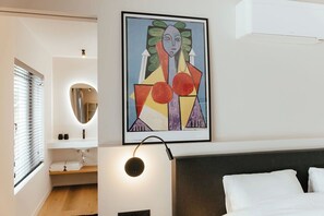 4 多间卧室、办公桌、熨斗/熨衣板、免费 WiFi